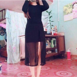 Chân váy lứoi xẽ tà