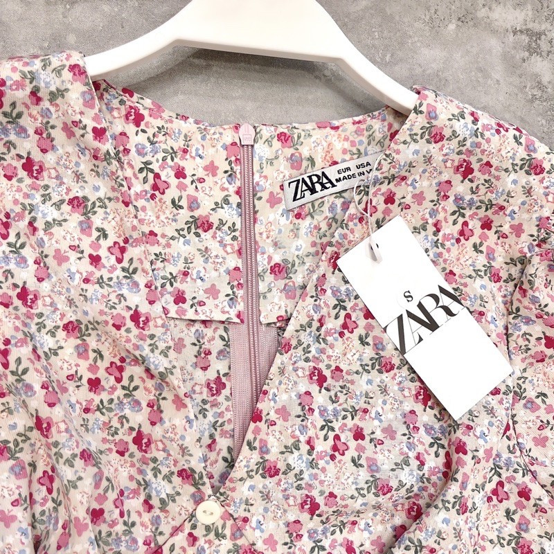 [Mã FAGREEN1505 giảm tới 30K đơn 99K] VN70 - VÁY HOA HỒNG NHÍ CHIẾT EO CỔ V CÚP NỮ | BigBuy360 - bigbuy360.vn