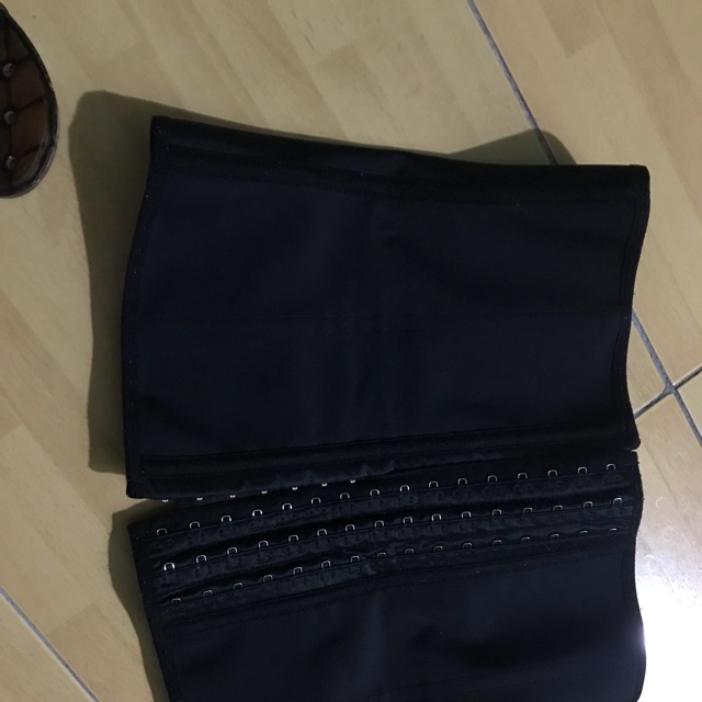 Đai nịt bụng