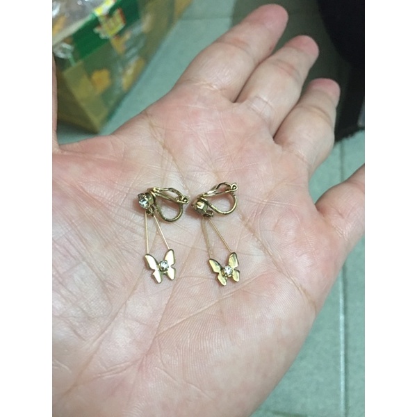 Hoa tai kẹp phối đá trắng si tuyển Nhật