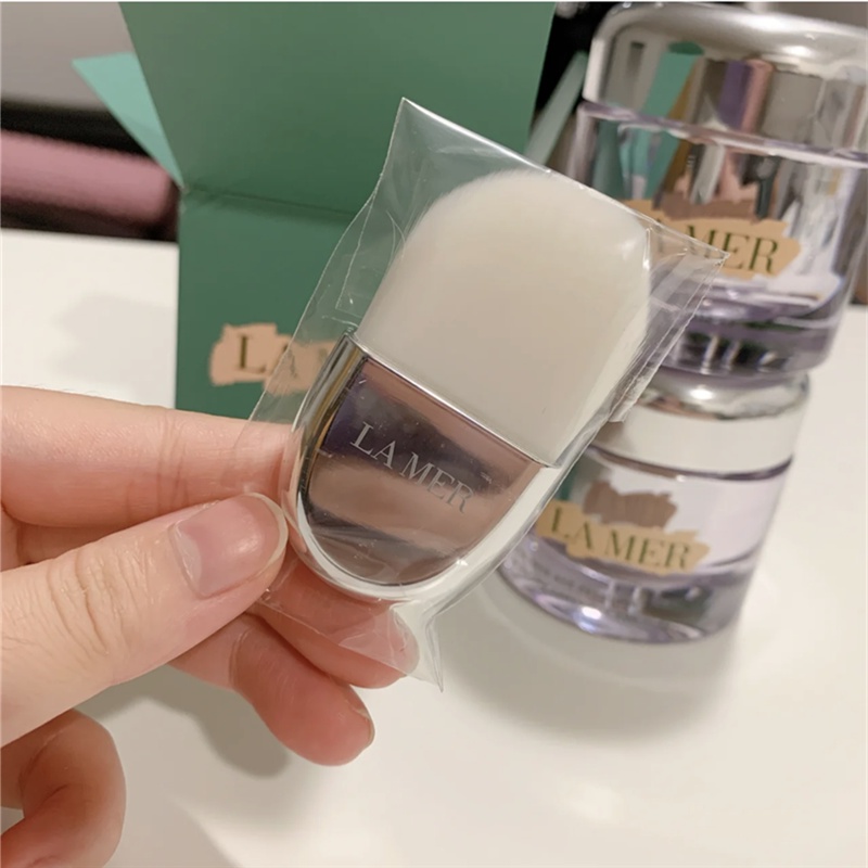 LA MER Kem Dưỡng Da Cổ 50ml Giúp Làm Săn Chắc Da Và Làm Mờ Nếp Nhăn Hiệu Quả