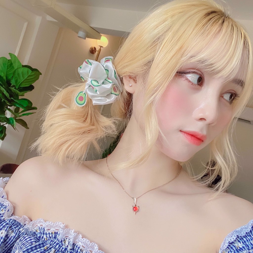 Cột tóc Scrunchies charm trái cây