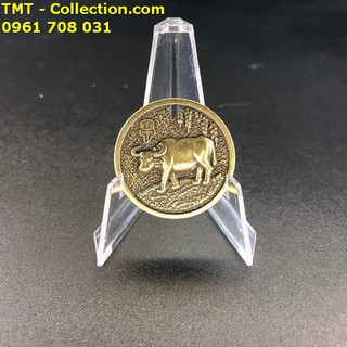Mặt Đồng Xu Đồng Hình Con Trâu; Đồng xu được chạm khắc chi tiết, tinh xảo; Đường kính của đồng xu là 3cm-SP002431