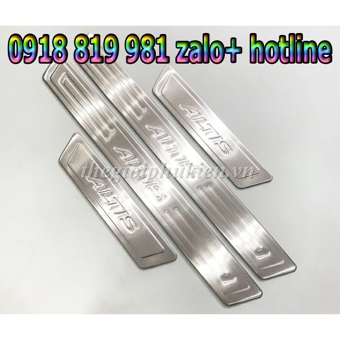 ốp bậc cửa,nẹp bước chân xe ALTIS 2014-2019 ,ốp trang trí bậc cửa xe ALTIS inox sáng bóng