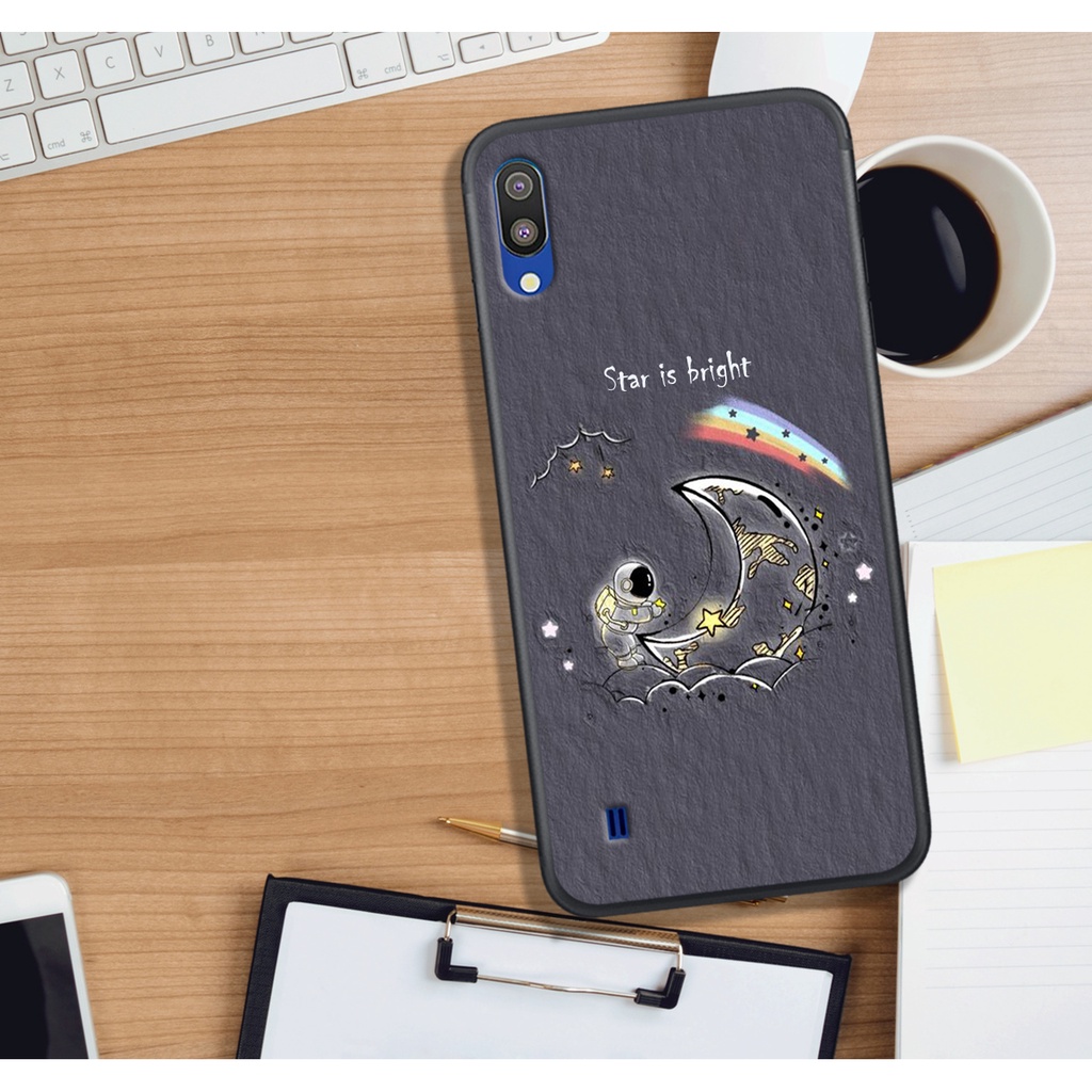 ỐP LƯNG SAMSUNG A10 - A01 - A01 CORE - A02 - M10 , IN HÌNH PHI HÀNH GIA.