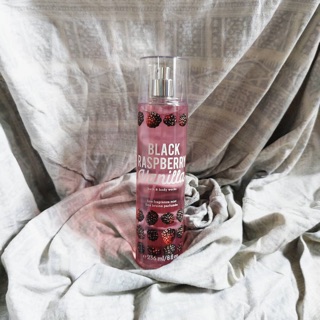 🍓 BLACK RASPBERRY VANILLA 🍒 Xịt thơm 236ml - Bath & Body Works