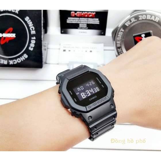 Đồng hồ nam Casio GSHOCK DW-5600BB-1CR dây cao su mặt kính chống nước hiện thị ANALOG chính hãng | BigBuy360 - bigbuy360.vn