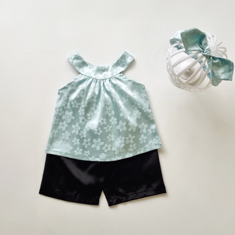 Bodysuit Nơ, Bodychip Kem Sữa Chất Liệu Tơ Bọt Cao Cấp Cho Bé