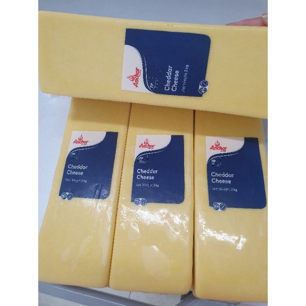 Phomai Cheddar Anchor khối 2kg