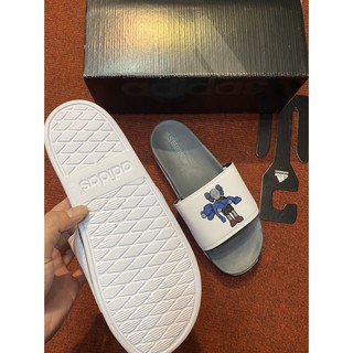Dép adidas plus kaws-xám trắng