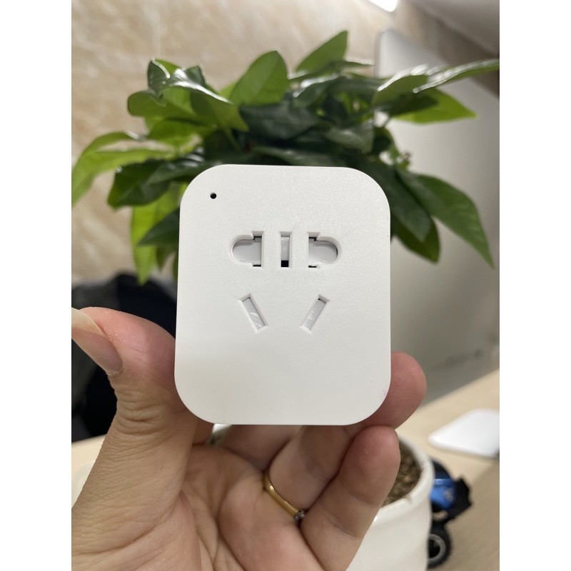 Ổ Cắm Wifi Tuya Có Đo Công Suất Điều Khiển Từ Xa 10A S6B