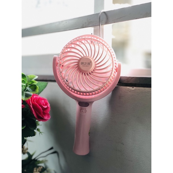 Quạt sạc pin cầm tay 3 cấp độ gió