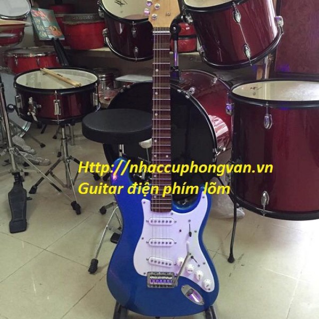 BÁN ĐÀN GUITAR ĐIỆN PHÍM LÕM