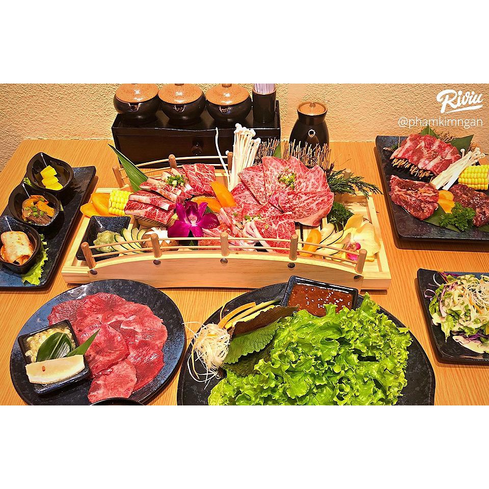 Khay Cầu Gỗ Trang Trí Sushi - Sashimi Nhật Bản trang trí món ăn cho nhà hàng - Size 45cm - 2 tầng - hàng xuất khẩu