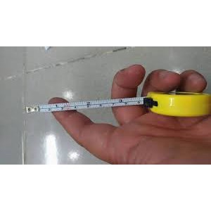 THƯỚC DÂY 1M KIÊM LÀM MÓC GẮN CHÌA KHÓA .