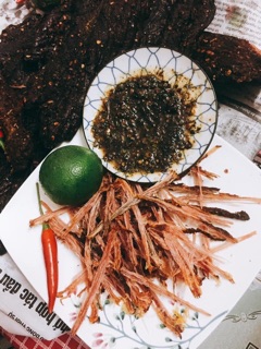 Thịt trâu gác bếp