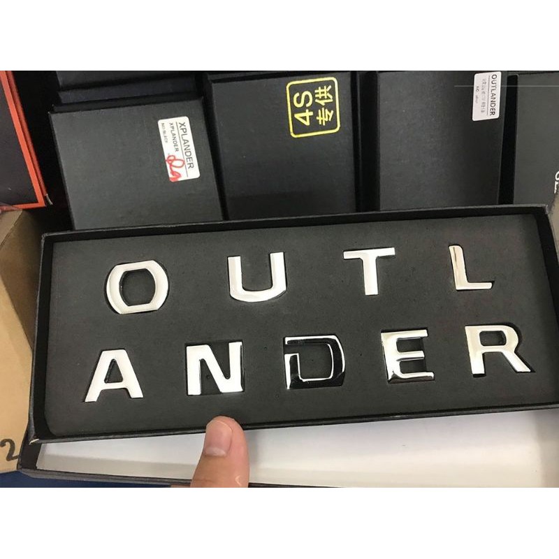 Chữ outlander innox