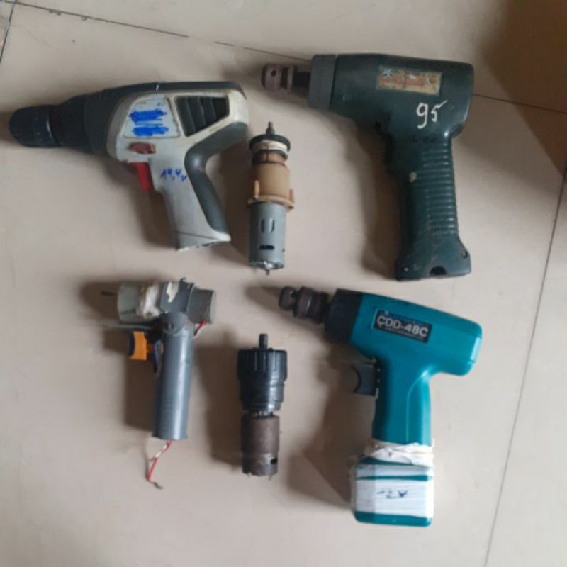 Xác máy khoan pin nhật bãi còn chạy