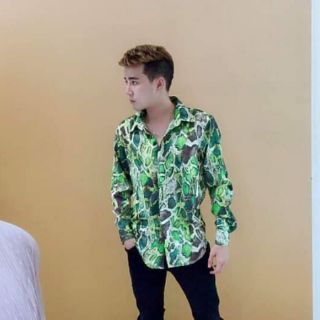 Sơ mi lụa họa tiết da rắn