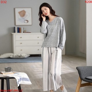 Bộ đồ nữ cotton dài tay cổ tim màu xám tối giản - Micha D32