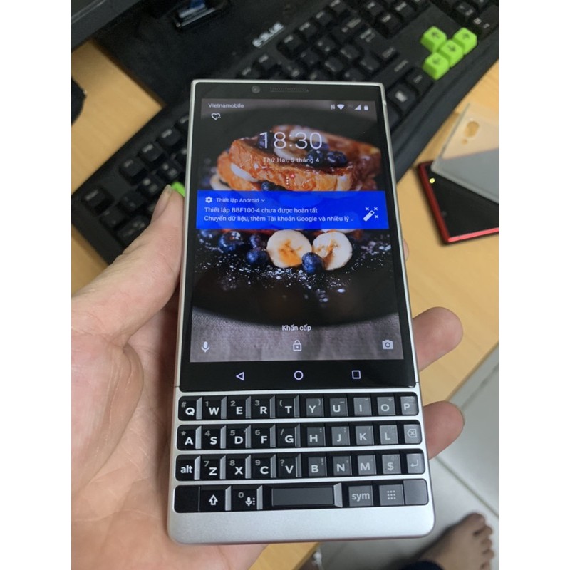 Điện Thoại Blackberry Key2 Zin Đẹp 98-99%