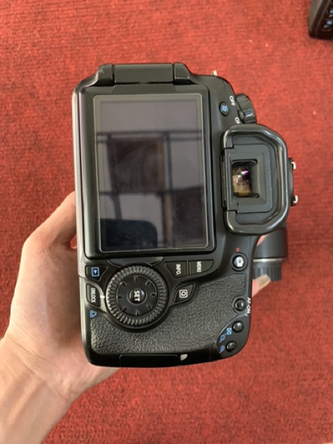 Máy ảnh Canon EOS 60D Và LENS CANON 50MMf1.8 STM