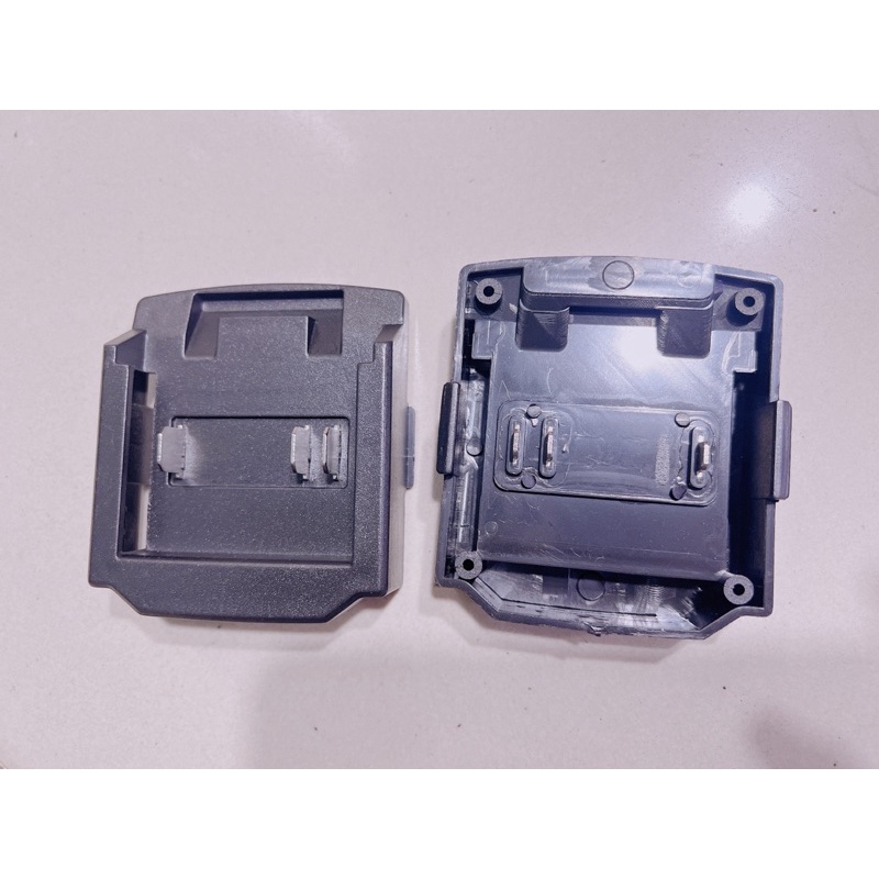 Đế đúc makita 14.4-18v siêu cứng xịn sò