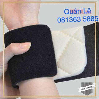 Đai nẹp cổ tay cơ bản Bonbone giúp hỗ trợ vận động và đau nhức khớp cổ tay. Thương hiệu Nhật Bản