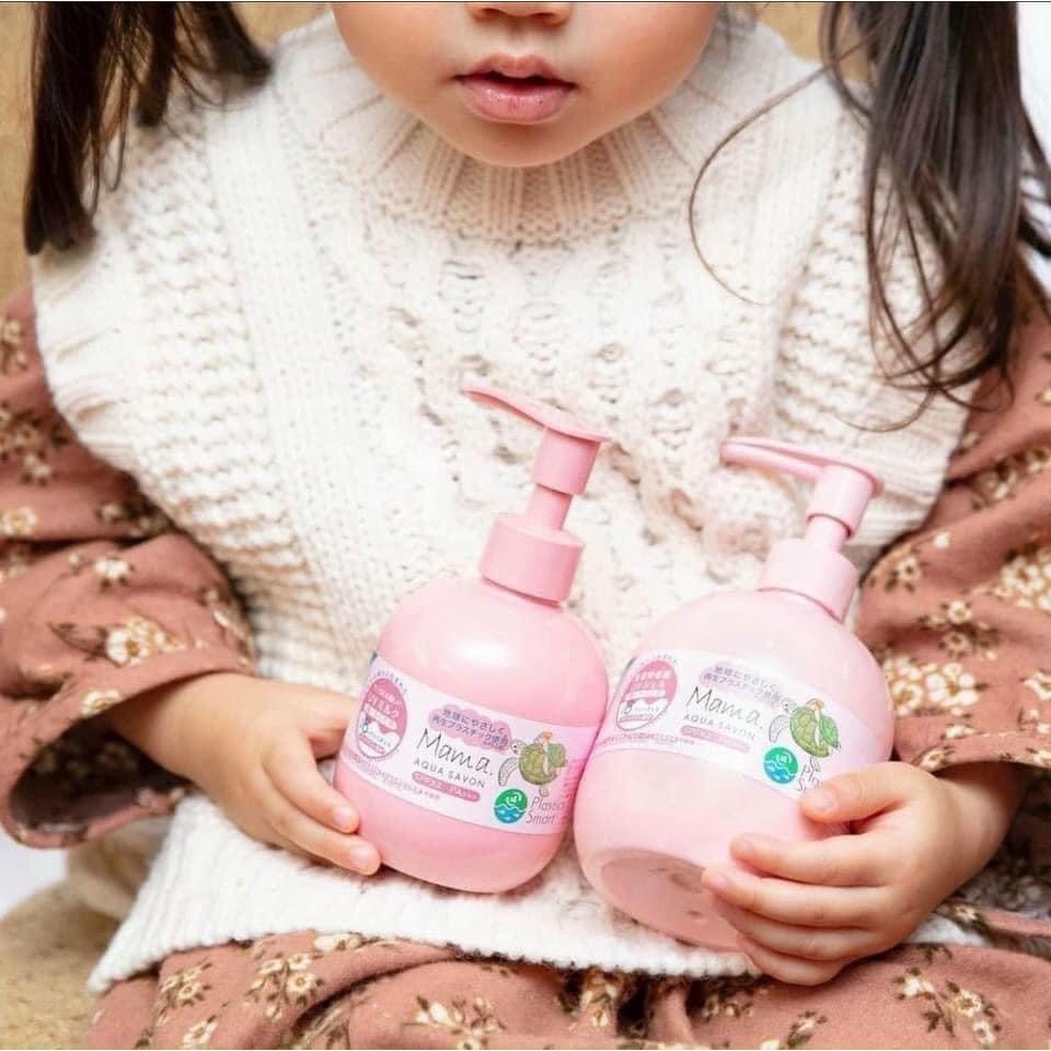 Kem chống nắng dưỡng ẩm toàn thân dành cho cả gia đình 𝗠𝗔𝗠𝗔 𝗔𝗤𝗨𝗔 𝗦𝗔𝗩𝗢𝗡 𝘁𝘂̛̀ Nhật Bản SPF32/PA+++