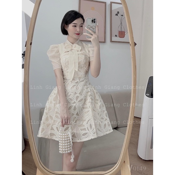 ĐẦM REN KEM THẮT NƠ NGỰC CUT OUT PHỐI VOAN