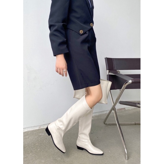 GIÀY BOOTS DA PU MŨI NHỌN ULZZANG