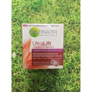Kem dưỡng da chống lão hoá ban ngày Garnier