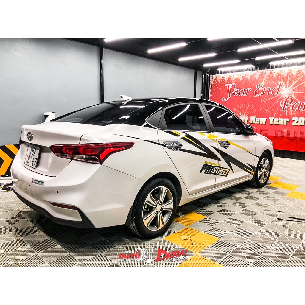 Mẫu tem dán xe Accent thể thao đẹp mắt