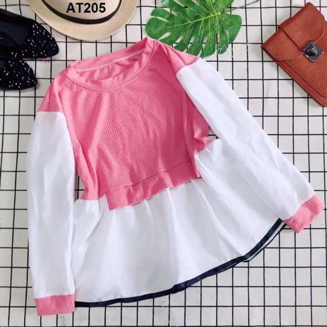 Áo thun cách điệu