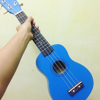 Ukulele LORTUI 21inch xanh dương