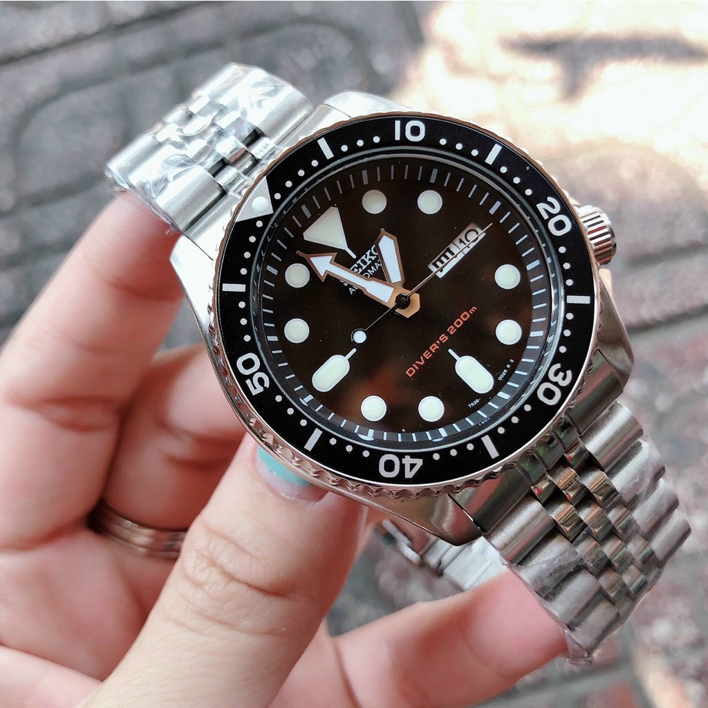 Đồng Hồ Nam Seiko Diver200 SKX007K2 Mặt Đen