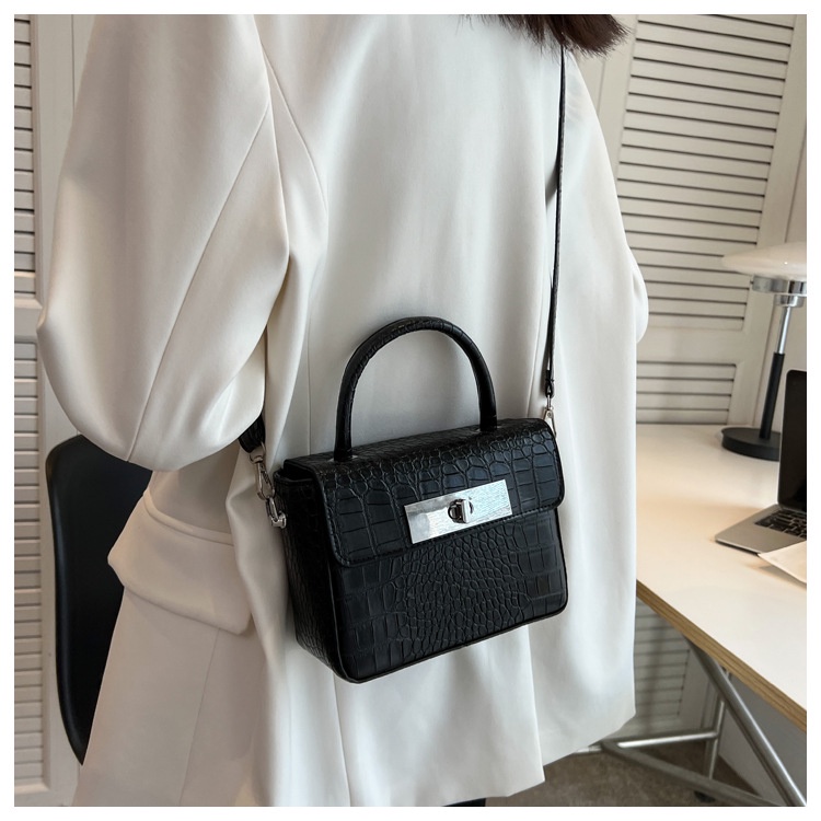 Túi Đeo Chéo Vuông Nhỏ Họa Tiết Da Cá Sấu Thời Trang Hàng Mới 2022 Dành Cho Nữ
