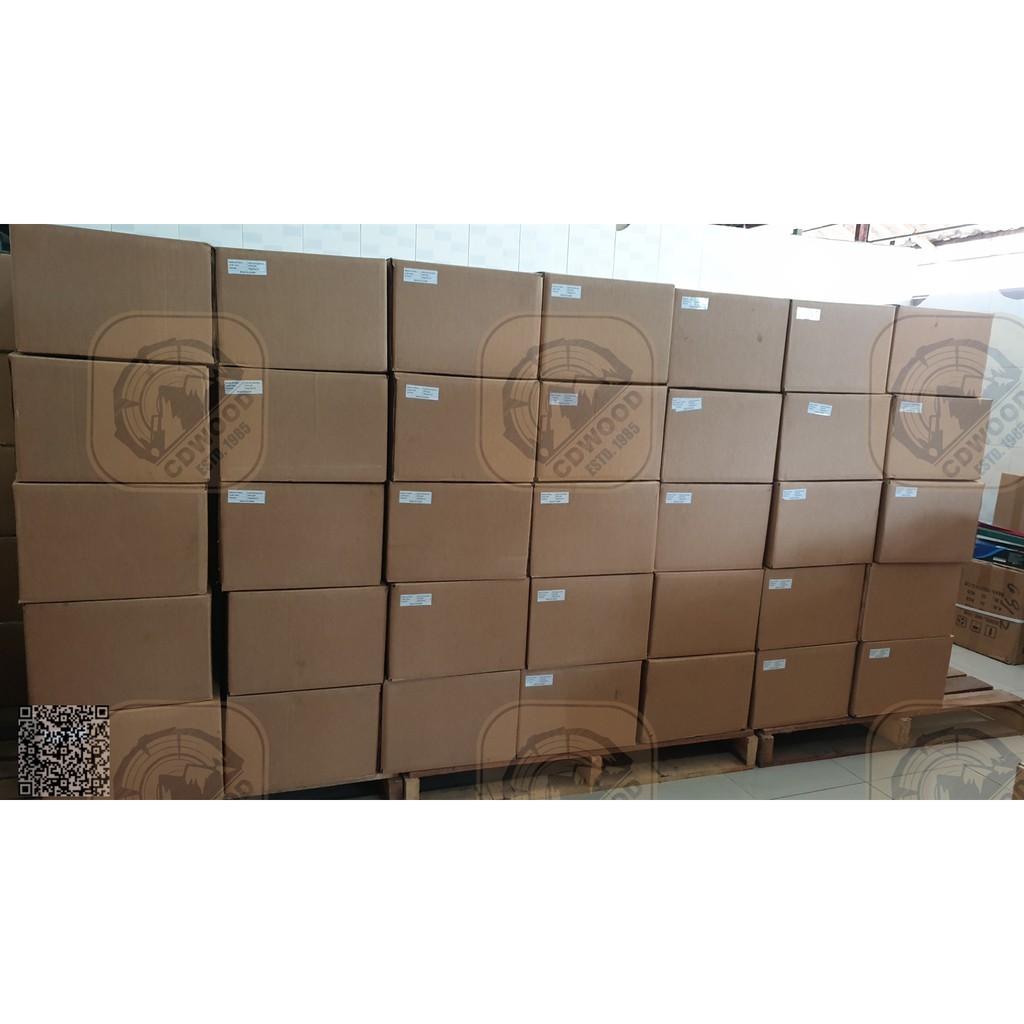 Thùng mỡ bôi trơn chai con sâu vàng trong 30chai/thùng