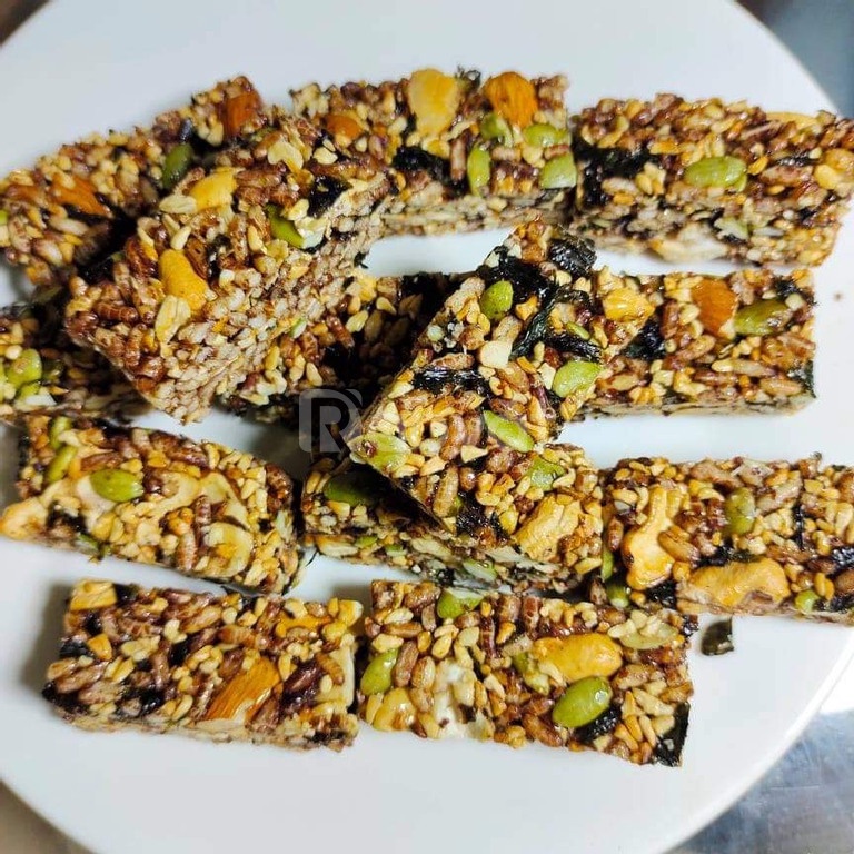 Bánh Gạo Lứt Ngũ Cốc Viettinmart 350G