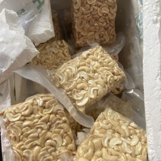 Hạt Điều Bình Phước - hạt sống bể đôi loại  A Cồ ( túi hút chân không 500g)
