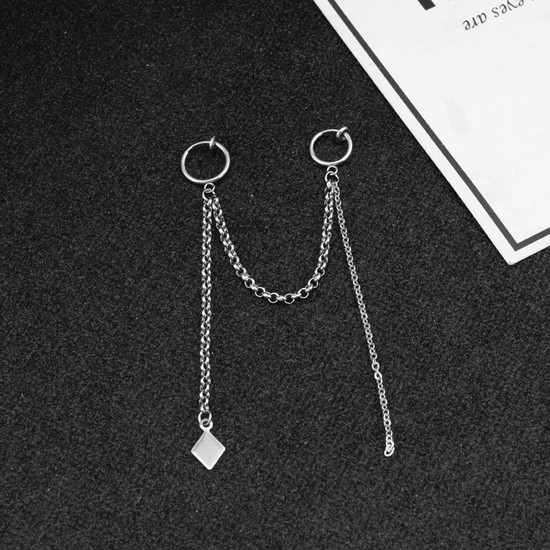 Khuyên tai V BTS dây xích dài