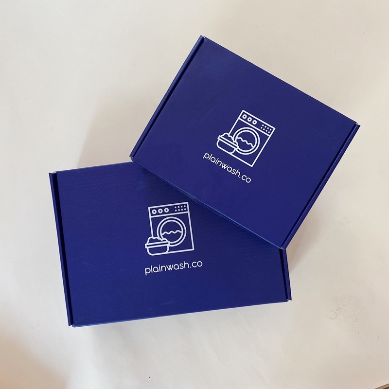 Hộp bìa cứng Plainwash