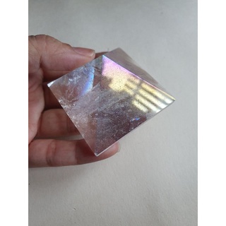 Đá thach anh angel aura hình kim tự tháp 104gr
