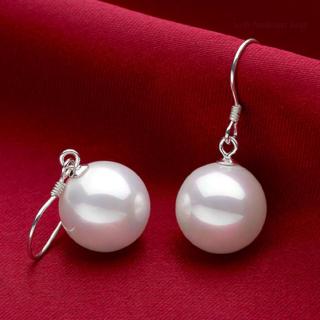 *Earring* Elegant Pearl Drop Earrings