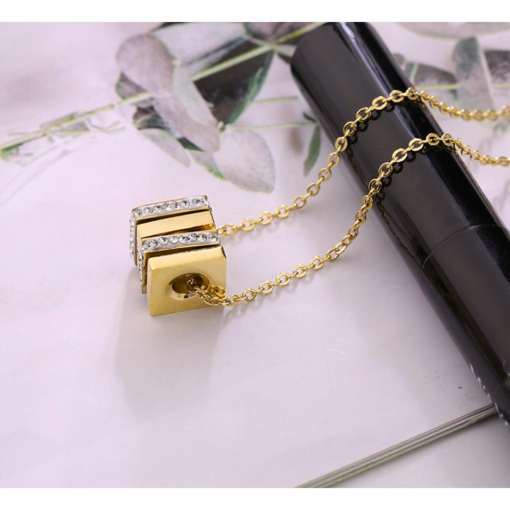 Dây chuyền nữ titan mặt vuông đính đá siêu đẹp, bền màu, chuẩn thời trang