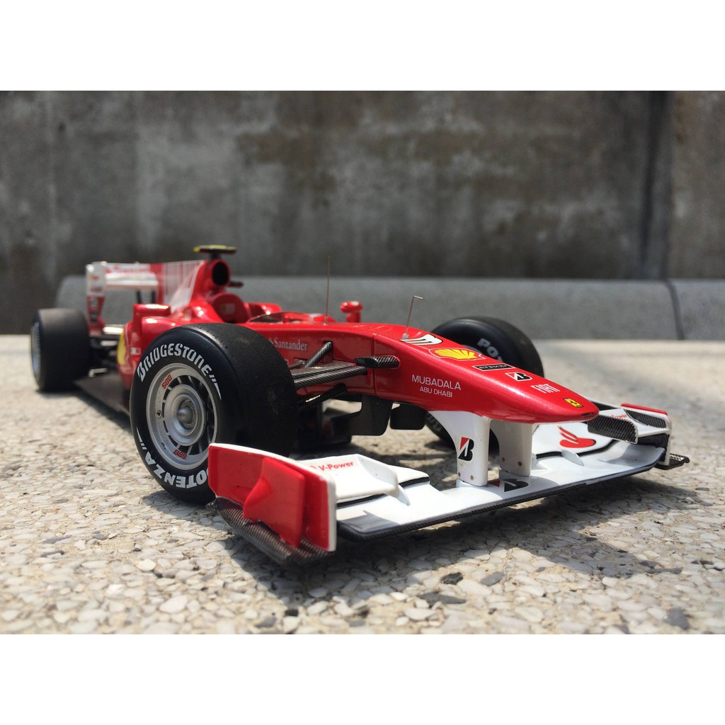 Xe Mô Hình Tĩnh Ferrari F10 - 2010 Bahrain GP - Fernando Alonso - Hotwheel Elite 1:18 (Siêu hiếm)