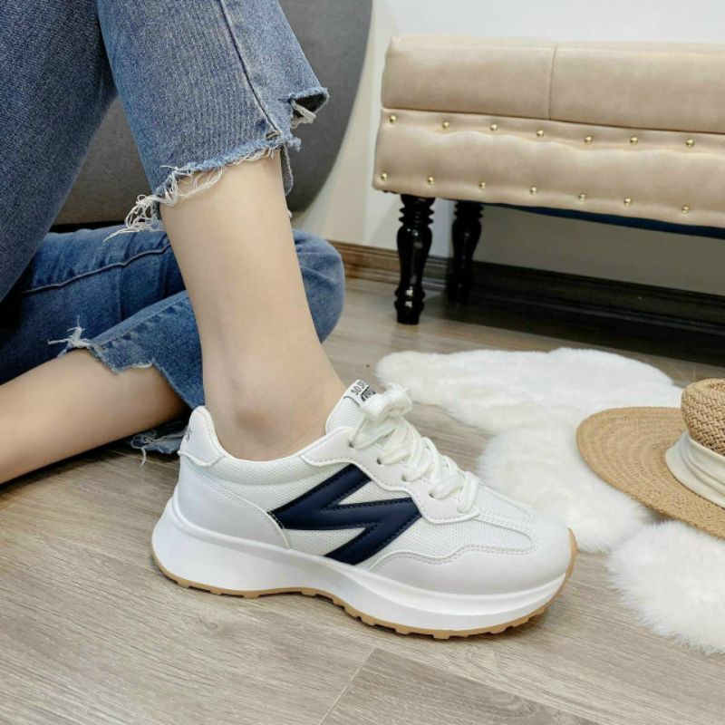 giày thể thao trắng độn đế 5cm chữ N