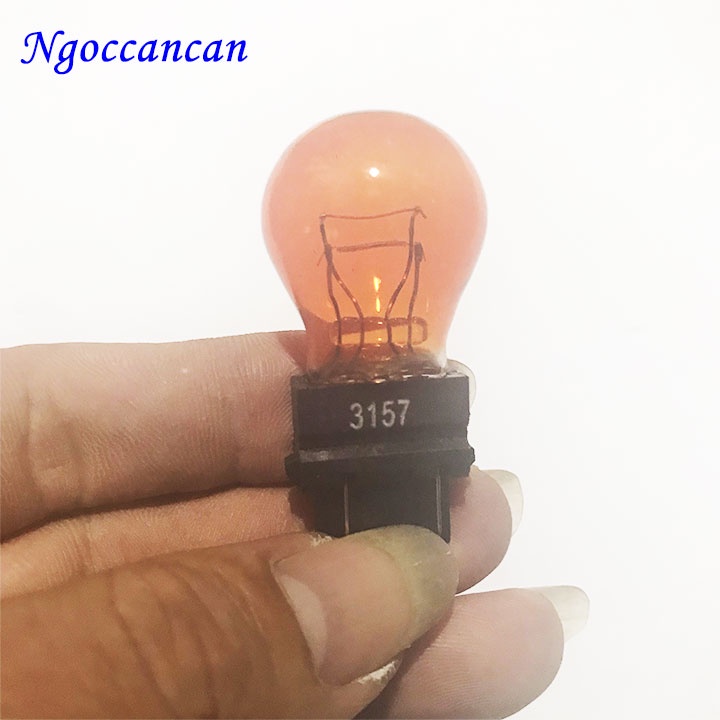 Bộ 2 Bóng xi nhan ô tô chân cắm 12v 21w 2 tóc ( mã 3157)