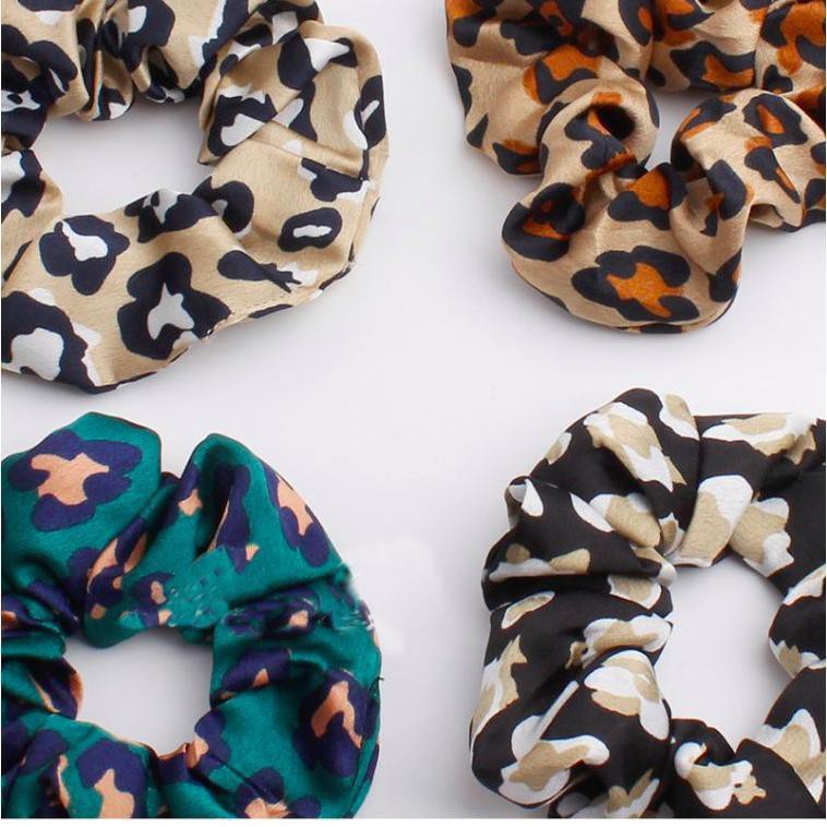 [4MOMS-Ảnh thật] SET 3 CỘT TÓC SCRUNCHIES, TAI THỎ, NƠ DÀI NHIỀU HOẠ TIẾT