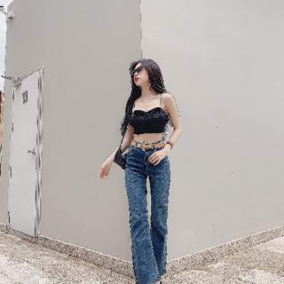 Quần jean ống loe cắt gối